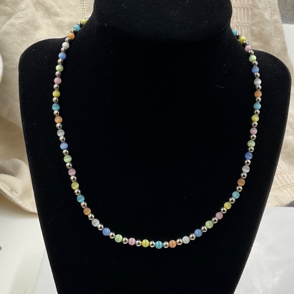 18” 3mm Multi-Color Cats-Eye Beaded Necklace W/2mm Silver Beads Spaced Between